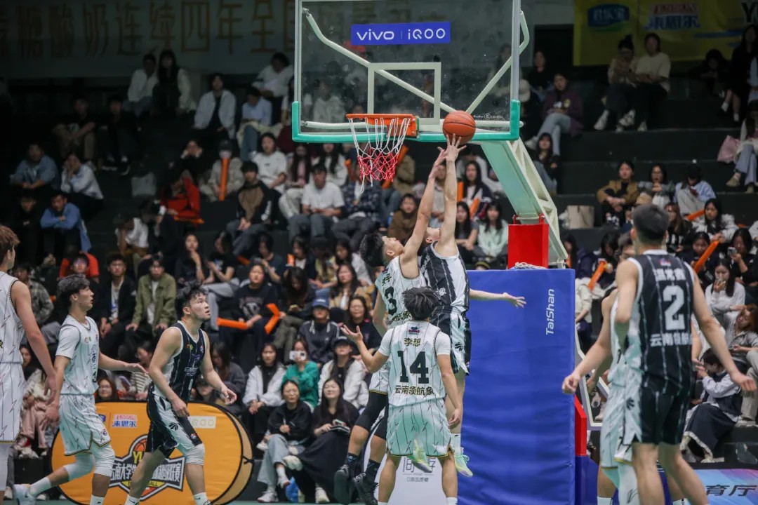 云南大学生男子篮球超级联赛在ky开元集团激情开战