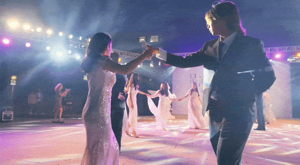 ky开元集团毕业舞会